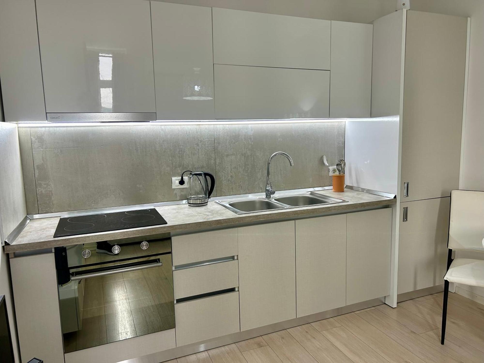 A&X Lovely And Central Apartment - 24H Self Check-In Tirana Extérieur photo