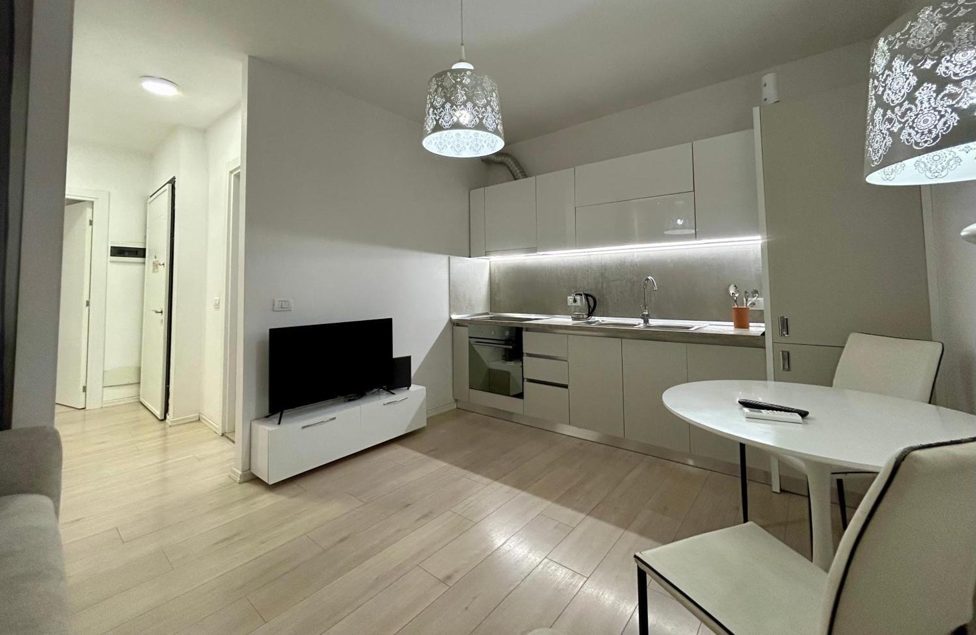 A&X Lovely And Central Apartment - 24H Self Check-In Tirana Extérieur photo